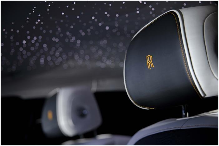 试驾劳斯莱斯古思特新款,新款劳斯莱斯古思特沉浸式体验