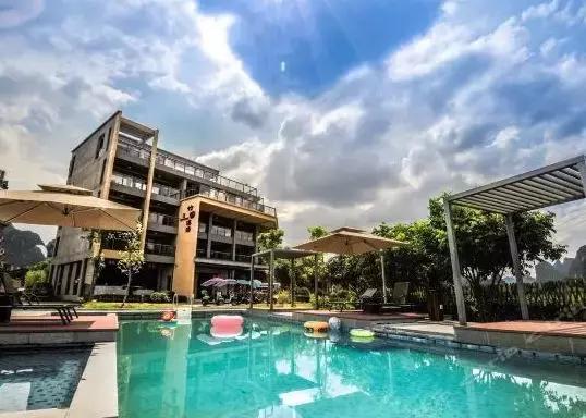 阳朔带游泳池价格适中的酒店,阳朔旅游比较方便的酒店