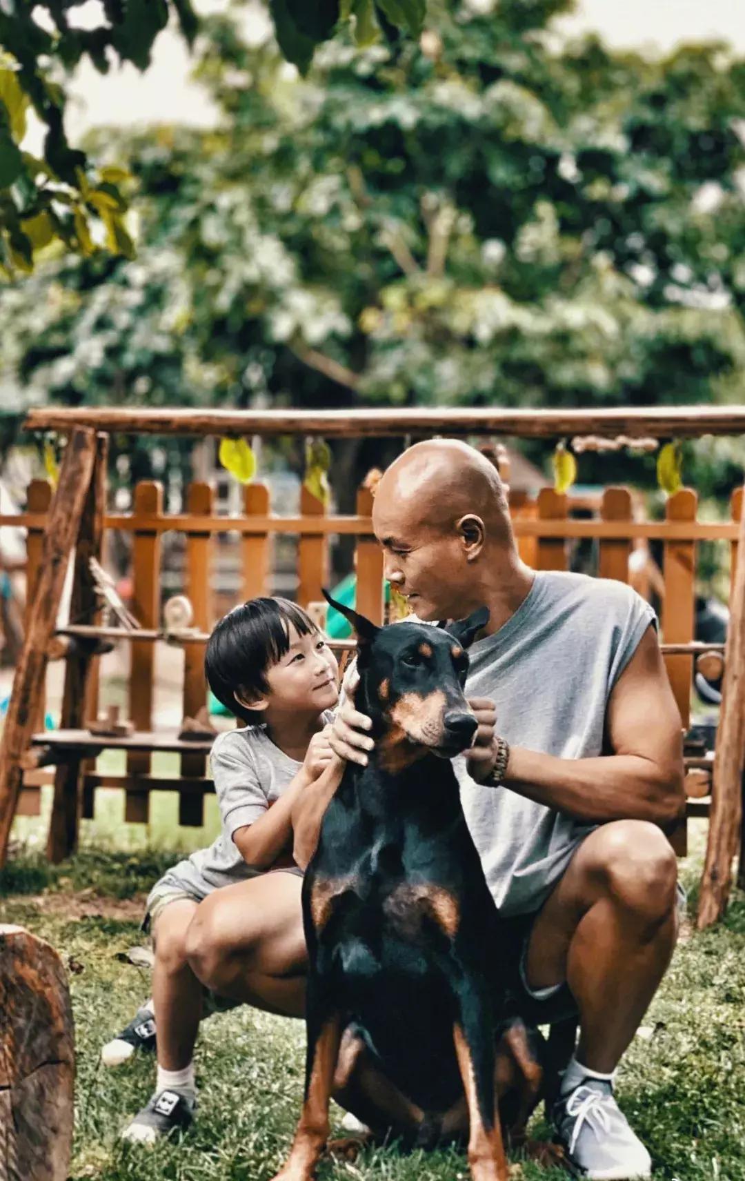 带孩子徒步穿越戈壁无人区,带女儿进沙漠的乐嘉