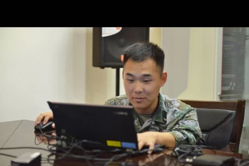 山沟沟里的兵哥哥,山沟里的军人