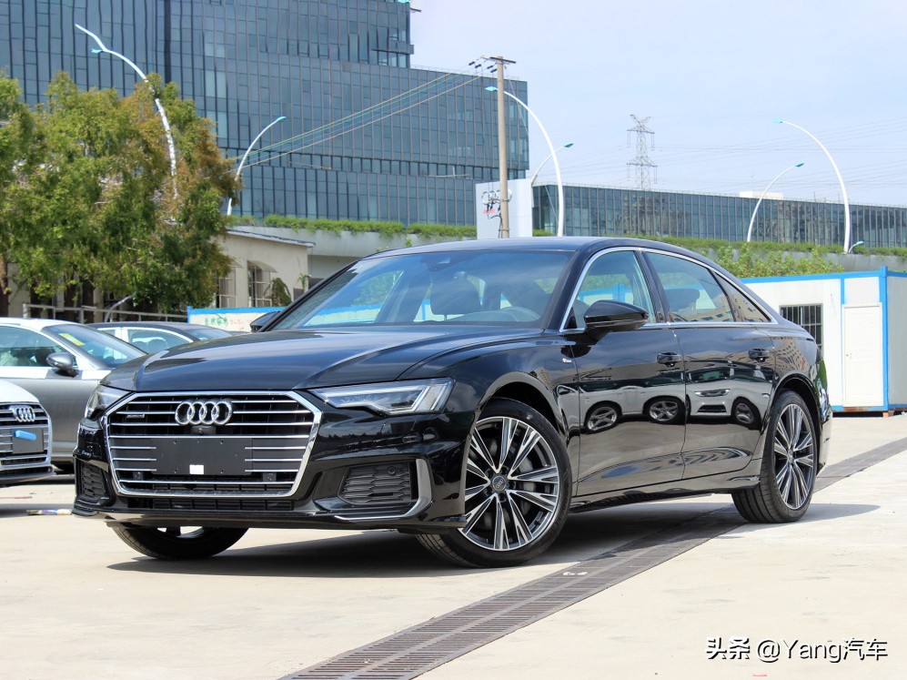 奥迪a8打6折,19年最新款奥迪a6l豪华和臻选区别