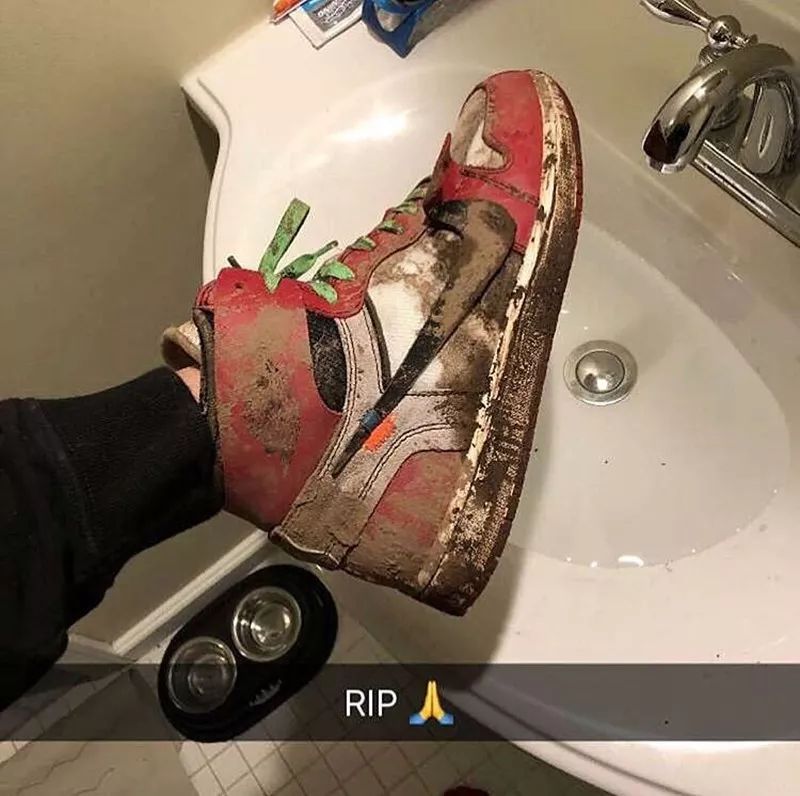 球鞋表面脏了怎么清理,球鞋脏了怎么修复