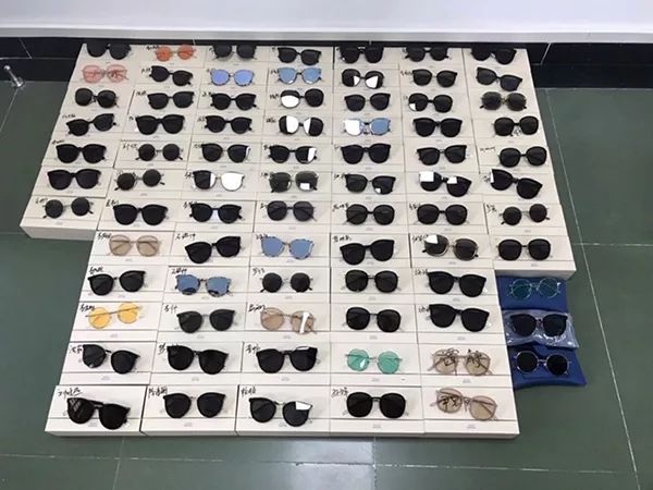 猫娘售假完整版,网红猫娘最新事件