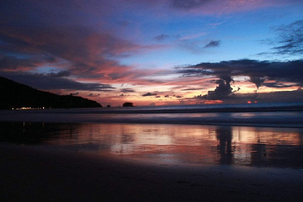 普吉岛邦涛海滩攻略,普吉岛十大必去景点推荐