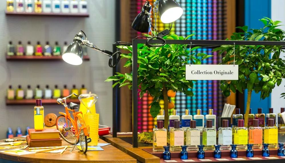 世界十大奢侈品香水品牌排行前十,女生香水最好的品牌是什么