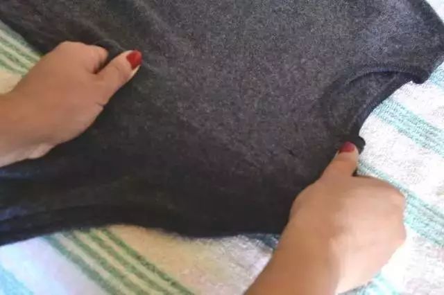 羊毛衣洗了掉毛很严重怎么处理,洗羊毛衫掉毛严重怎么办