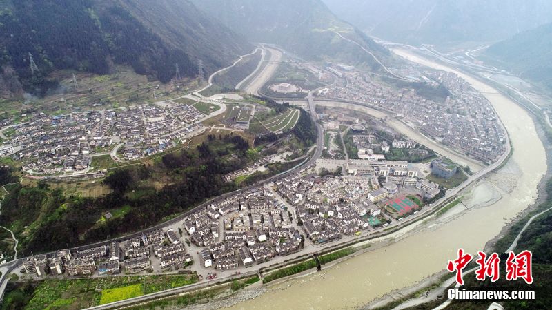 汶川地震明星发文缅怀致敬重生,汶川地震十三年回望悲痛致敬重生