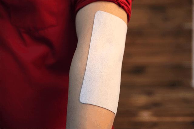 中医讲膏药越贴越疼是正常的,科普疼痛