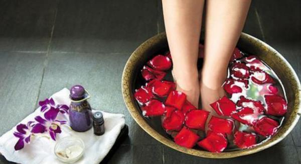 今日霜降节气注意事项,今日霜降一转眼已是深秋