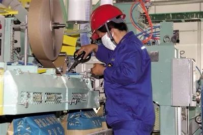 大企业有小企业有它的灵活性,大企业小企业的优劣势