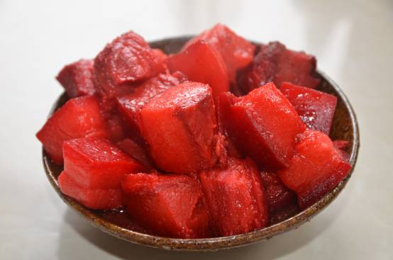 大理八大碗鱼做法,大理剑川八大碗店