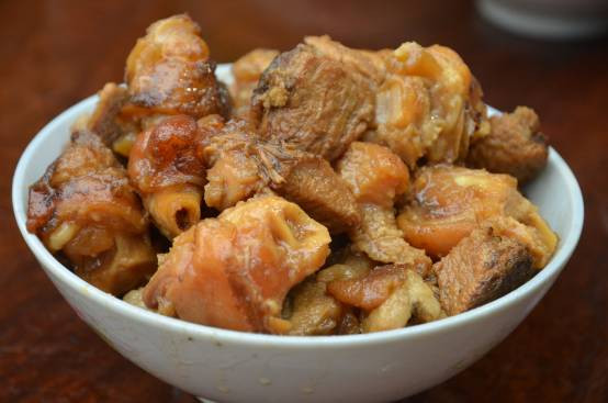 大理八大碗鱼做法,大理好吃的八大碗