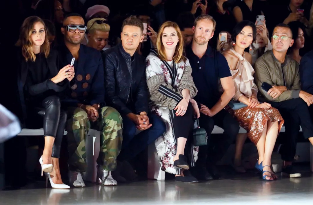 穿上你的羽绒服就再也不冷了,告别波司登