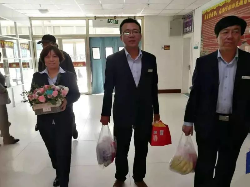 商会爱心捐赠情系贫困群众,助力脱贫攻坚爱心传递