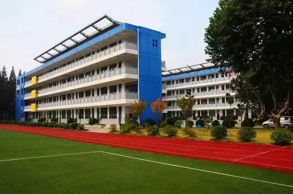 看看南京顶级学区房的价格,南京中学科利华学区房价格2021
