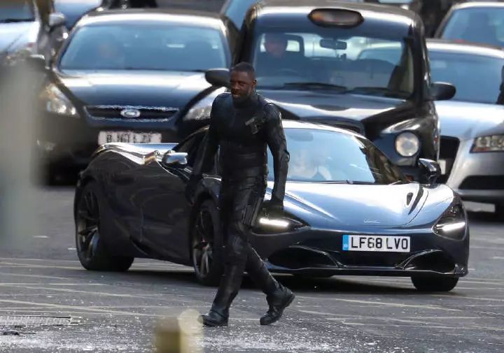 影视日报｜《憨豆特工3》内地定档11月23日；1764万元范冰冰代言费打水漂;乾隆皇帝龙袍将在伦敦拍卖