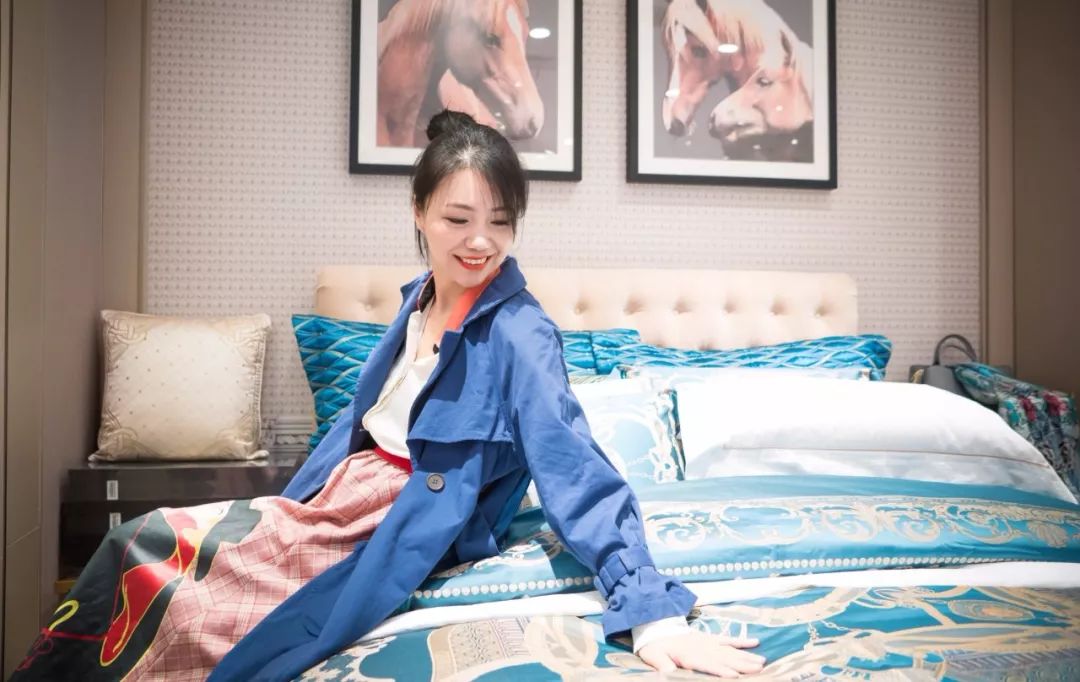 精致女人逛街需要几步,精致的女人和省钱的女人