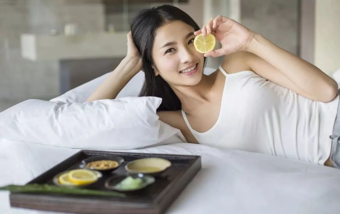 牛奶、柠檬、淘米水,到底哪个能美白?