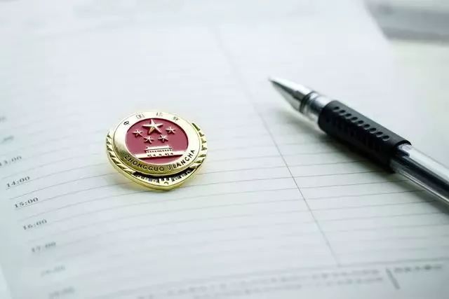 打击知识产权违法犯罪力度,打击侵犯知识产权和制假售假