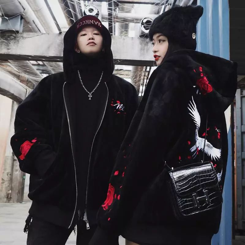 aj4涂鸦联名灰麂皮,aj4涂鸦与aj11