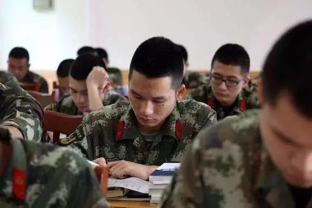 士兵考学和保送有什么区别,战士考学提干保送入学