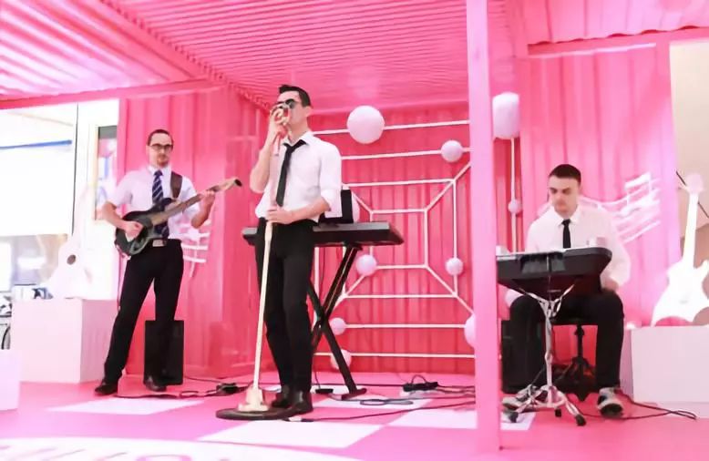 今日开街！超INS的风格、上千种礼品，GMbeauty美妆主题街来了！