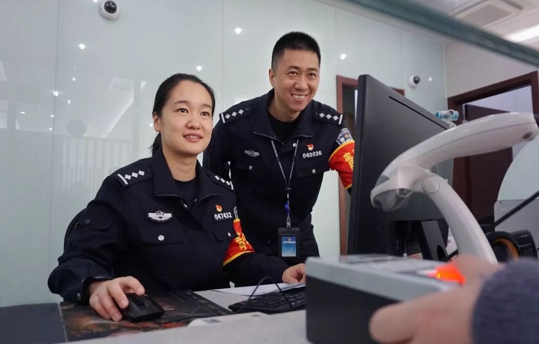 一线传真燃烧青春的热血,一线传真启航公安