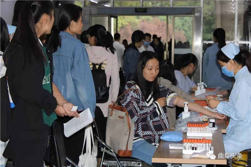 「速递」赶快看：全国知名博士在曲阜设立了个工作站！劳模创新工作室有行动！39798名学生：身体好才能学习好！