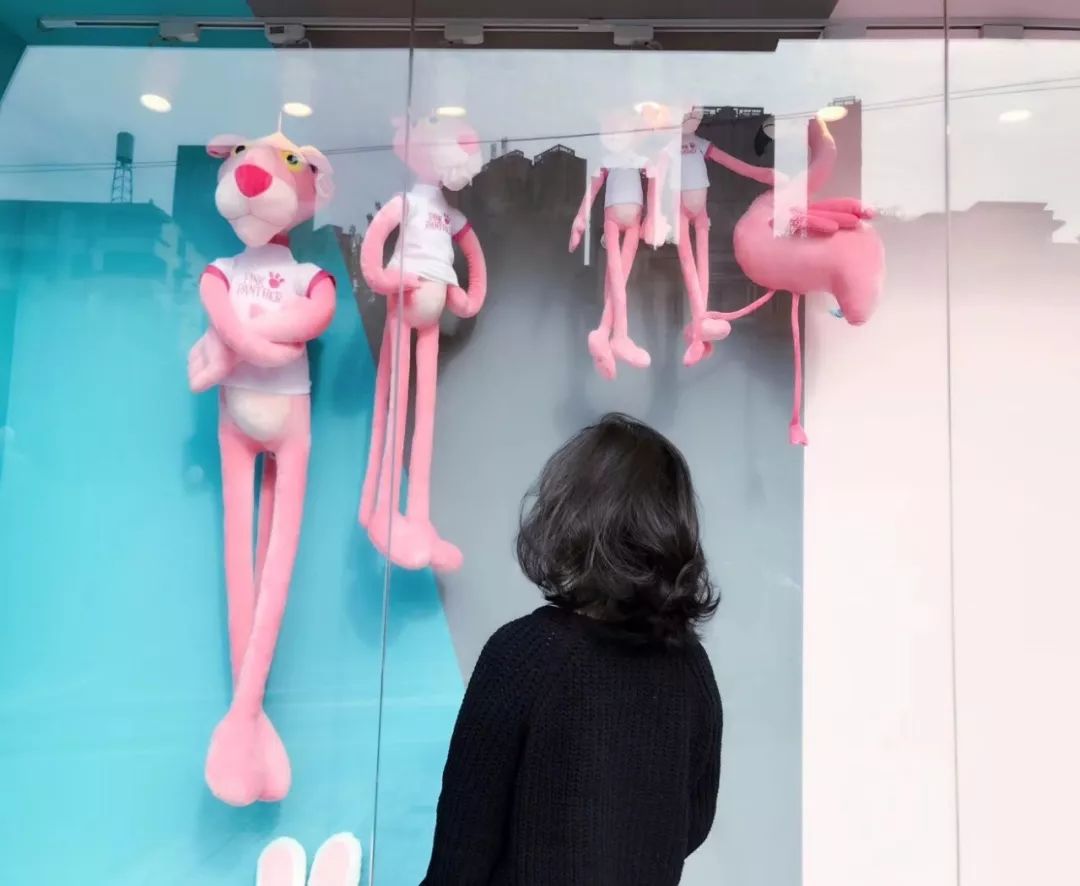 不办卡不推销，成都这家网红美发店为啥子这么火？