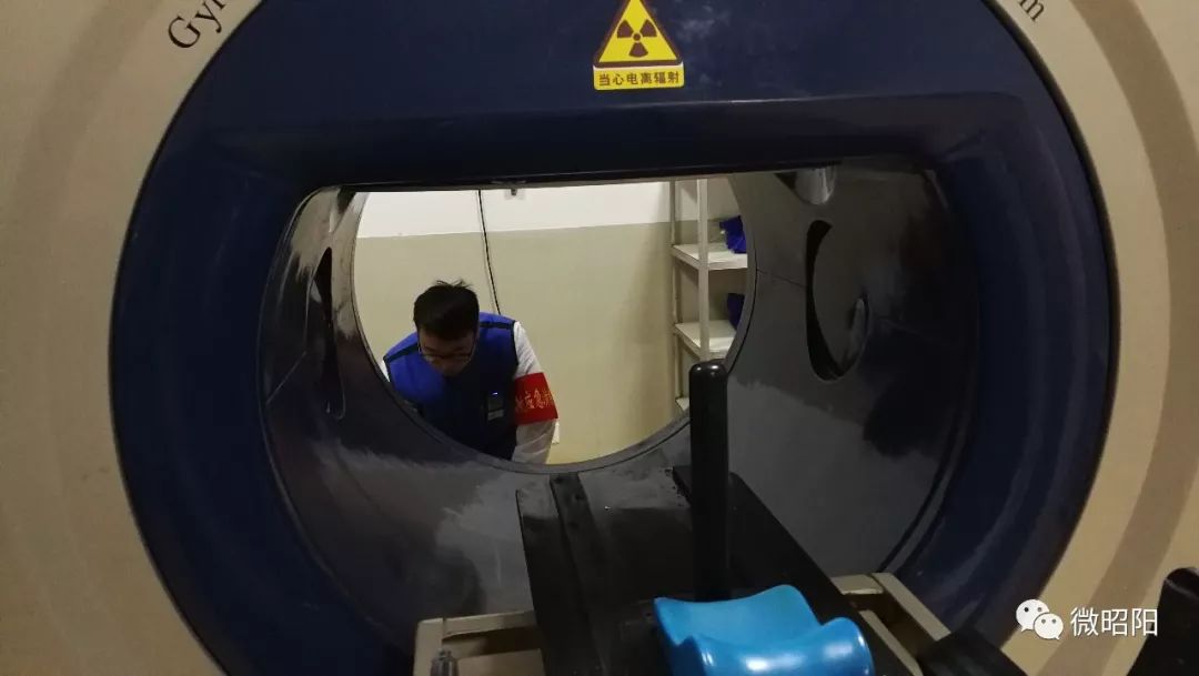 “新中医院射线泄漏？”No!那是在进行辐射事故应急演习！