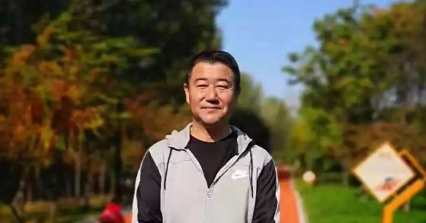 青岛市中学生田径运动会100米冠军,青岛农业大学运动会标枪