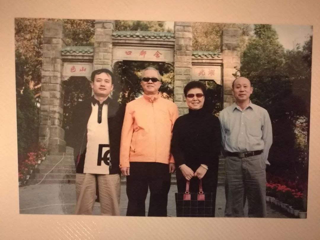 曾仕强对《培训》杂志说：“培其所长，训其所短”我们记住了……