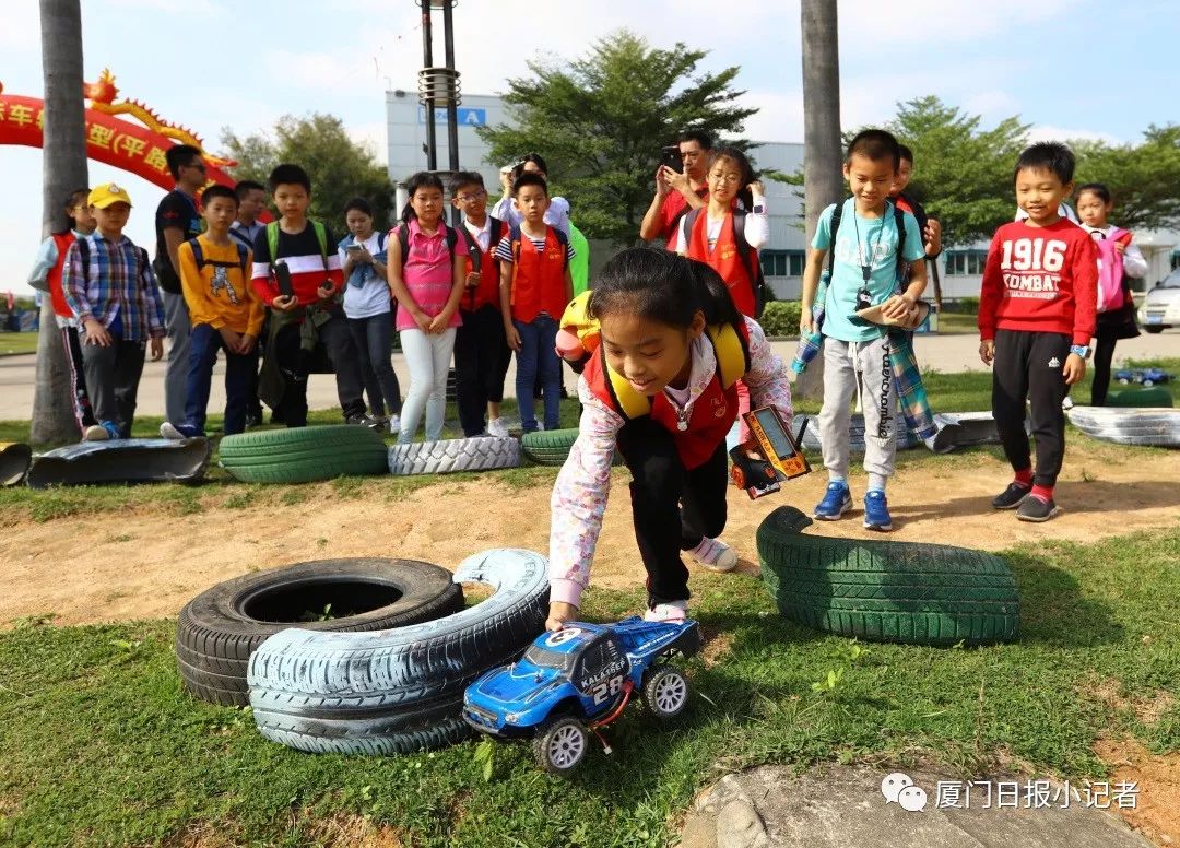活动小记者,活动回顾小小赛车手