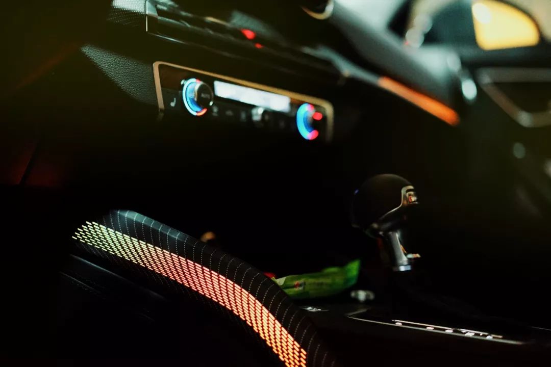 一个衣帽间藏400多段故事什么感觉丨当“Z哥”邂逅全新奥迪Q2L