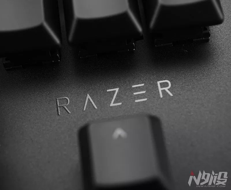 雷蛇黑寡妇蜘蛛x竞技版键盘鼠标,雷蛇黑寡妇v3键盘怎么下载驱动