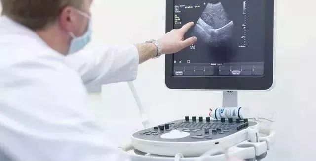 颈动脉血管硬化的症状和危害,颈动脉硬化和不均匀增厚