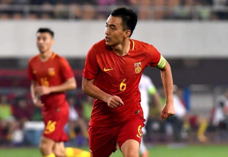 昱见,中国男足逼平巴勒斯坦