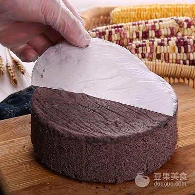 不用发酵的黑米糕做法,不需要打发的黑米糕