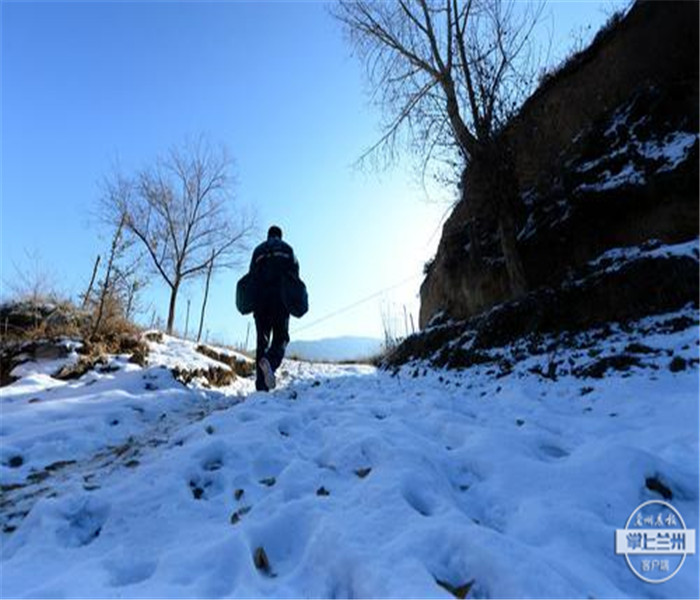 乡村邮递员唐和顺：12年，11万公里，一个人的邮路