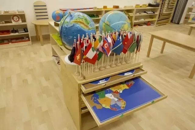 月费1万的蒙氏幼儿园太贵?只要69元,法国幼教大师手把手教你,在家玩蒙氏教育!