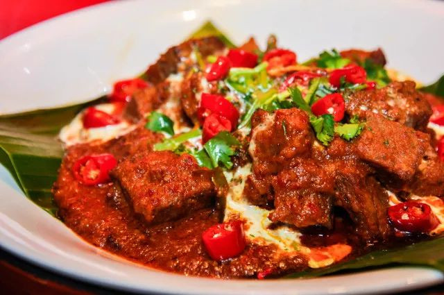 ￥238/位——“爱尔兰生蚝+15种海鲜”畅吃，还送波龙！乐队表演周末哈根达斯！这家希尔顿旗下酒店颠覆吃货想象！