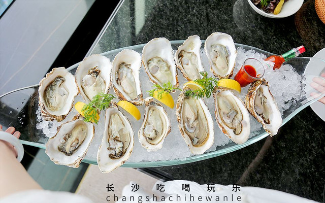 长沙独一无二的看球胜地来了!2000㎡超大面积、5星级料理,足球派对放肆嗨!