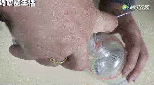 快速清洗油烟机上的污垢,油烟机清洁剂强力去污小妙招