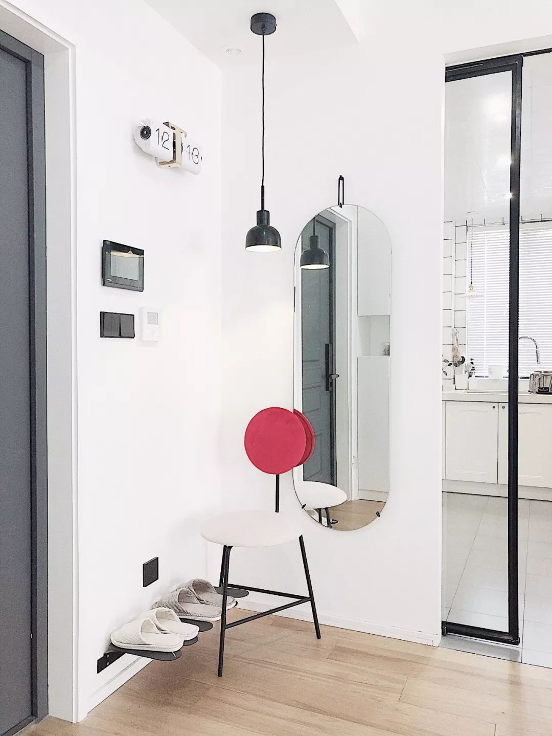 家里乱全怪娃？娃说：你看看别人家的爸妈！生10个孩子也不怕