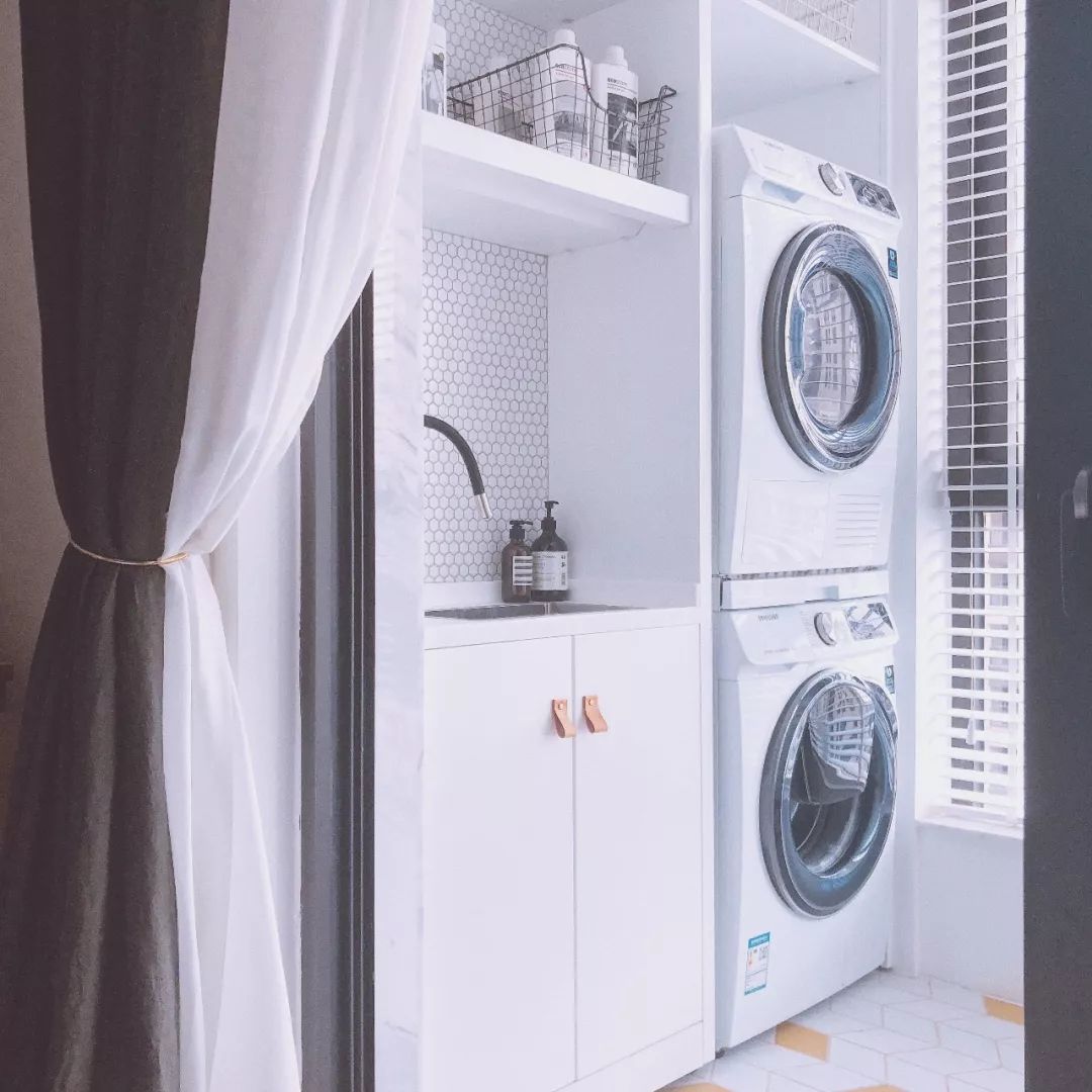 家里乱全怪娃？娃说：你看看别人家的爸妈！生10个孩子也不怕