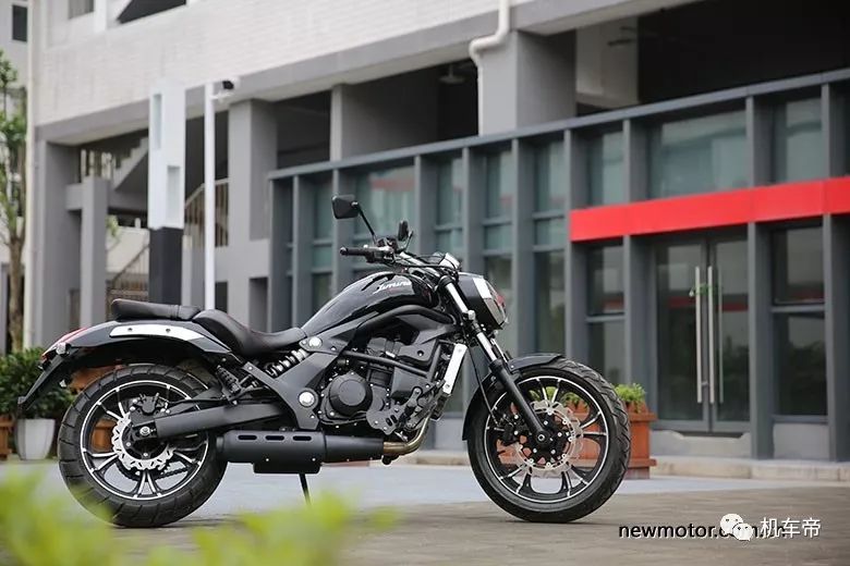 闲聊摩托车,搭载隆鑫525发动机的摩托车有哪些