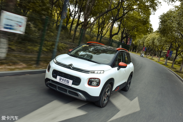 X-跨界雪铁龙云逸与芭蕾舞演员的故事