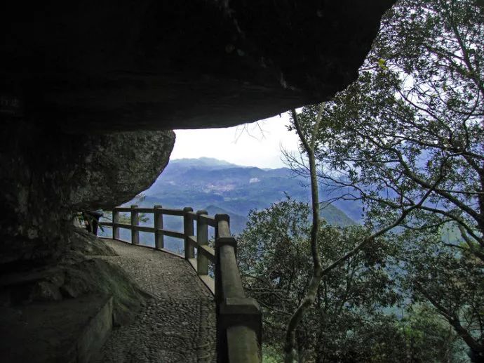 这块带有“仙气”的永泰风景岩，想要打翻你对自然风光的印象