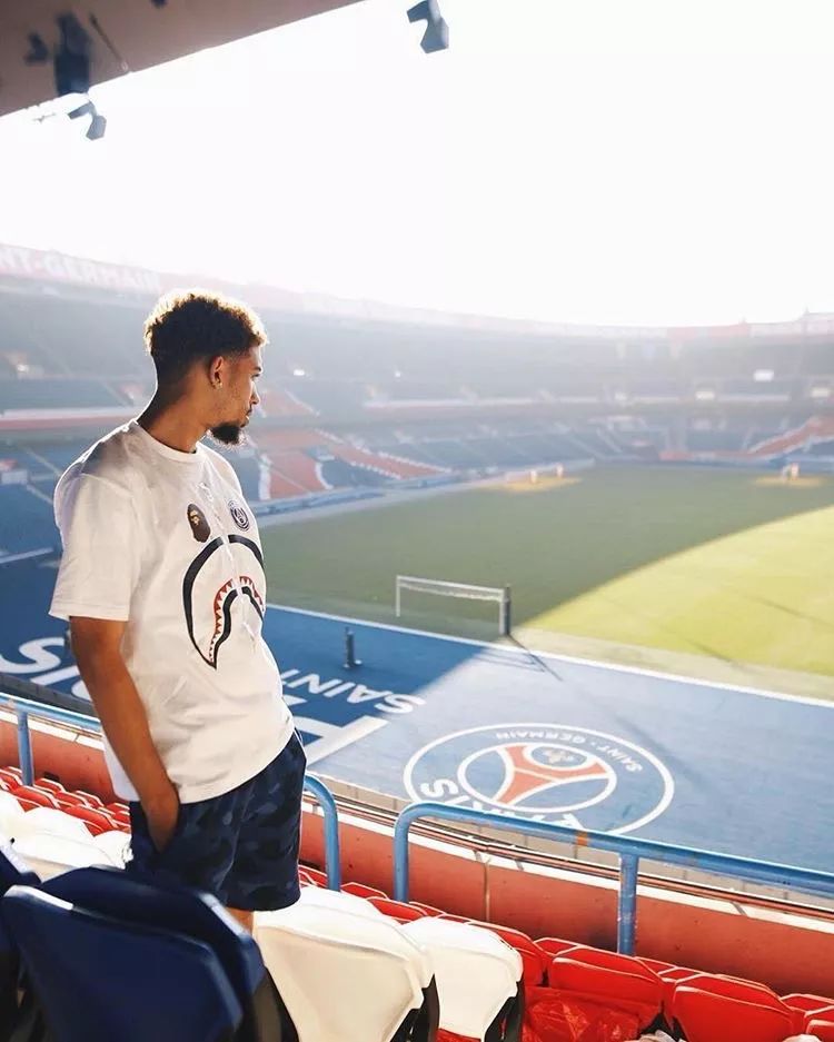 psg大巴黎队服,大巴黎lv联名球衣