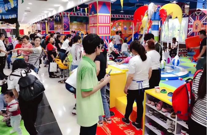 儿童乐园游乐场室内加盟靠谱吗,儿童游乐场加盟